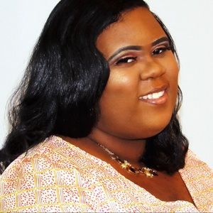 Meet your Posher, Breanna